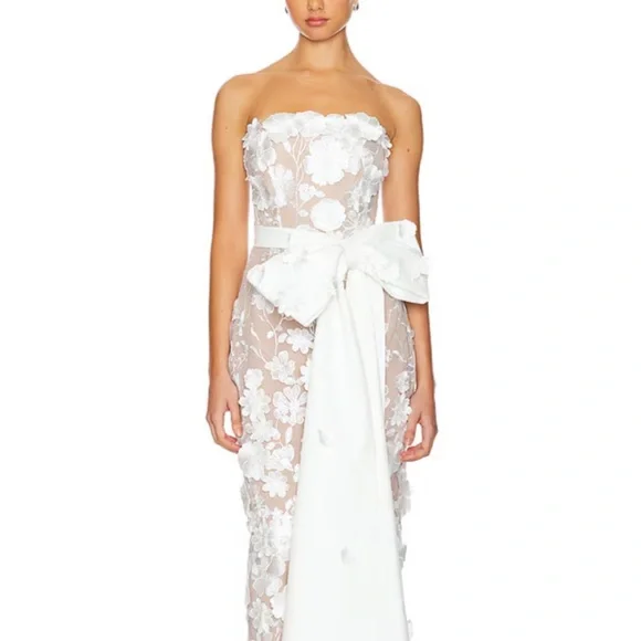 Revolve Dresses | Revolve Strapless White Floral Dress | Color: Tan/White | Size: Xs | Dbonavoglia's Closet